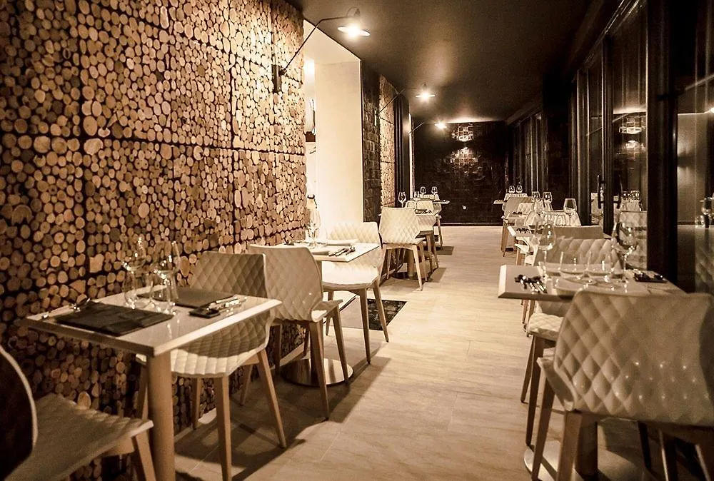 Rock Noir & Spa La Salle-les-Alpes 4*,  Francia
