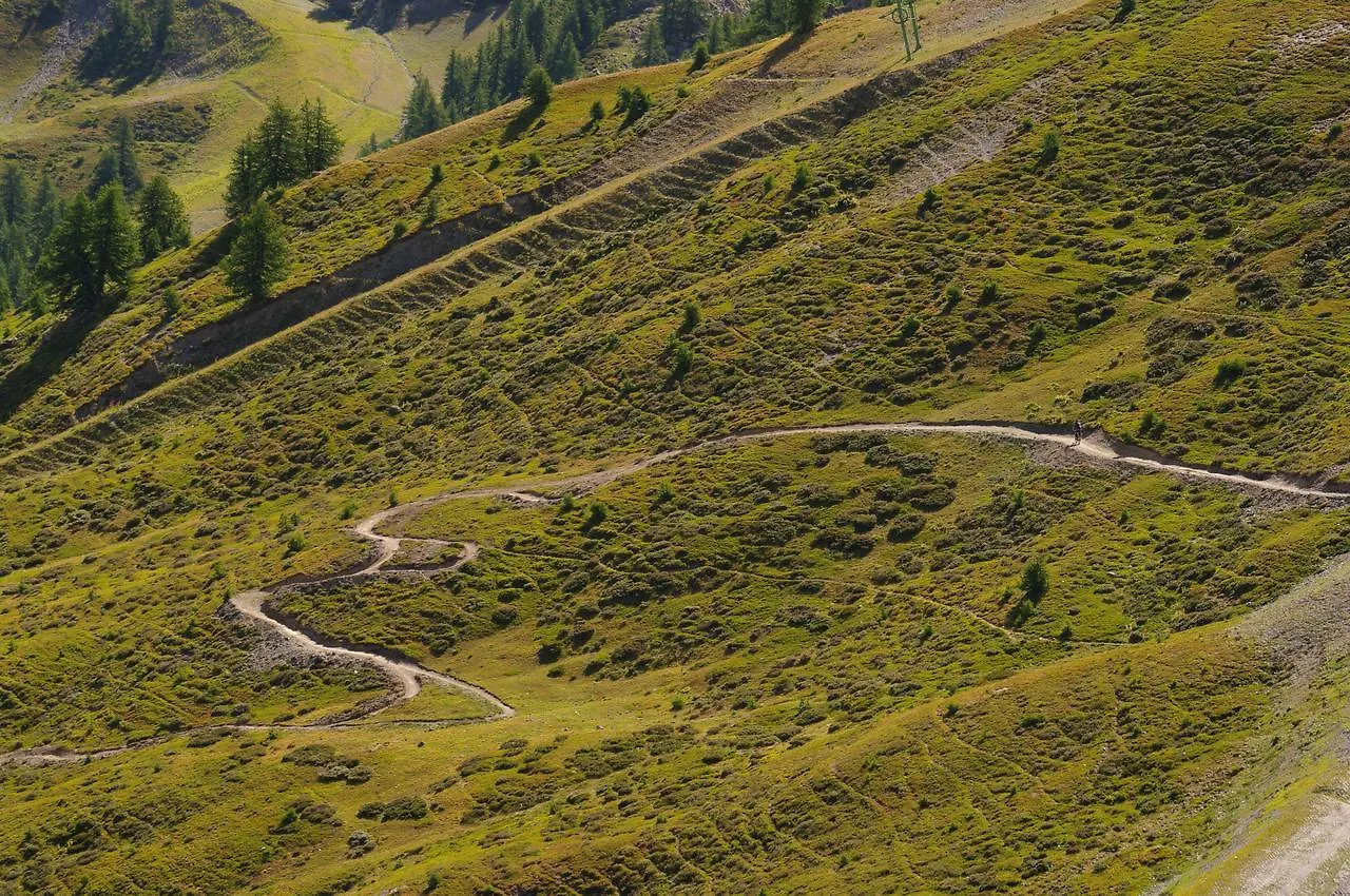 Hotel Rock Noir & Spa La Salle-les-Alpes